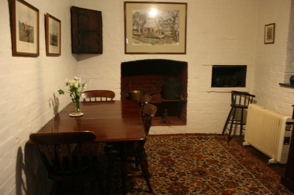 Brickendon Guest House Longford Ruang foto